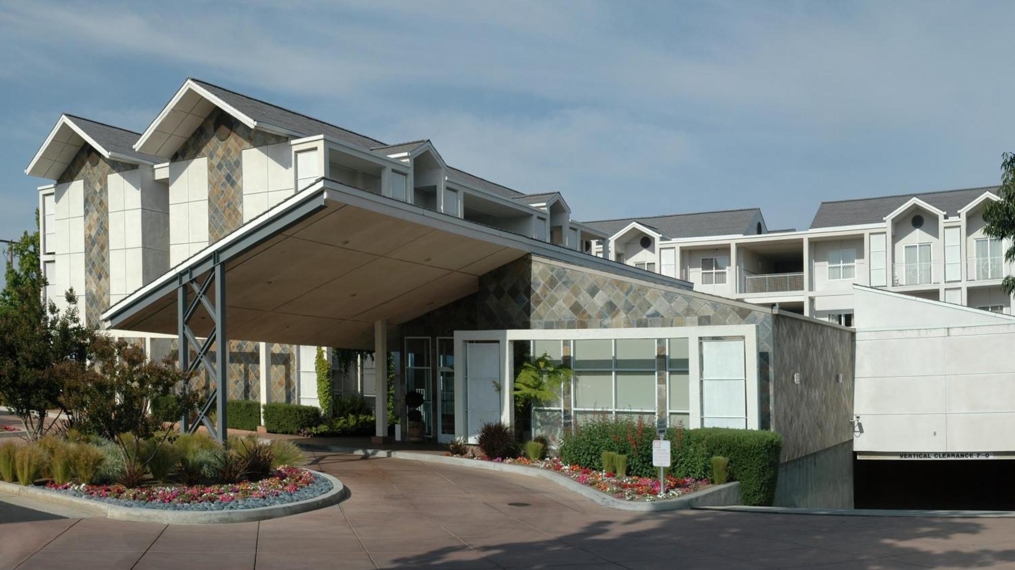 Corporate Inn Sunnyvale - All-Suite Hotel Zewnętrze zdjęcie