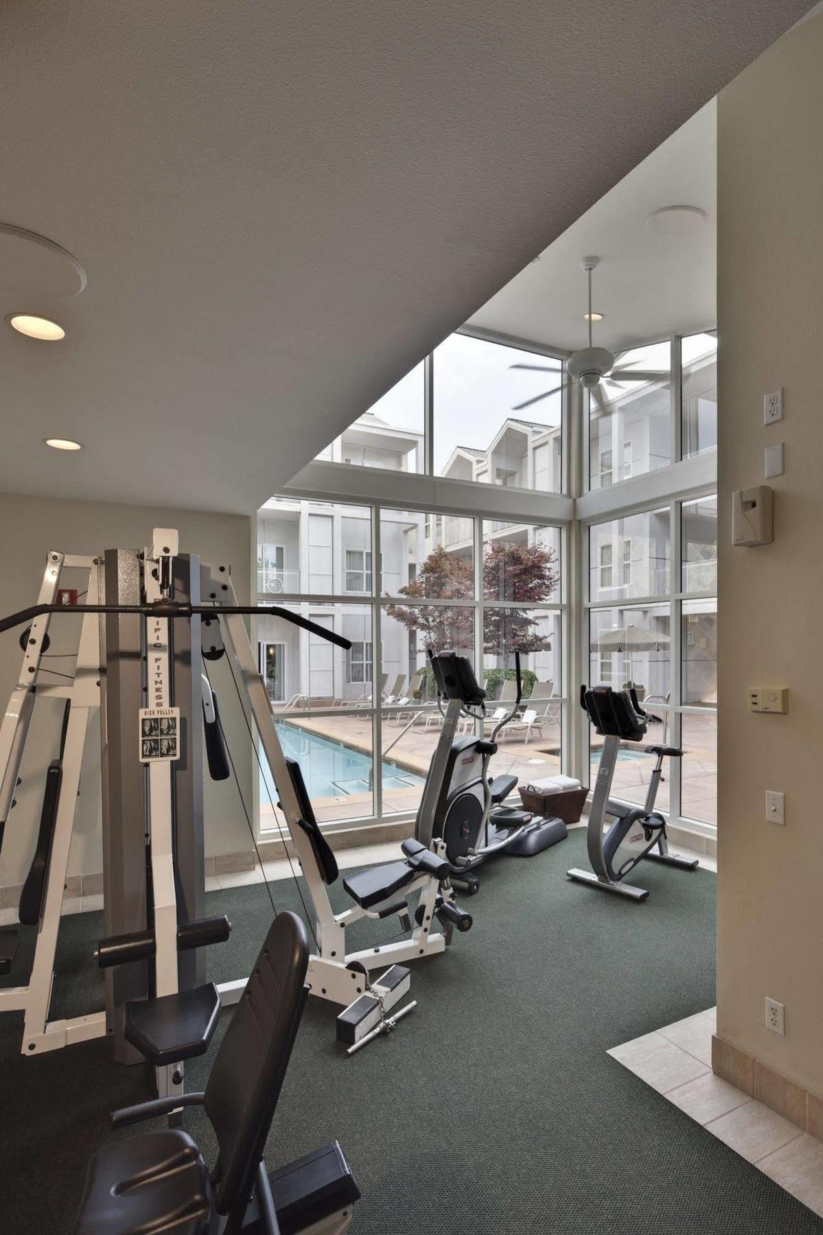 Corporate Inn Sunnyvale - All-Suite Hotel Zewnętrze zdjęcie