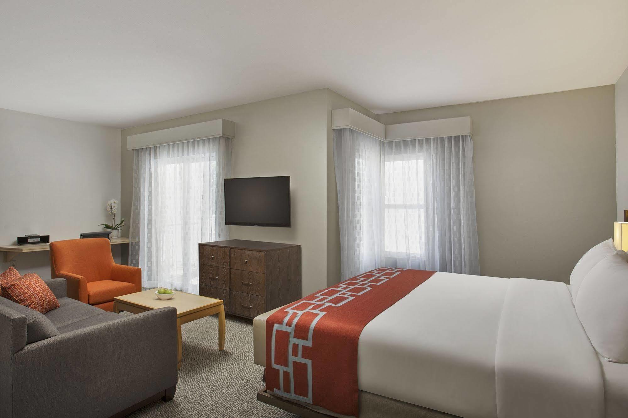 Corporate Inn Sunnyvale - All-Suite Hotel Zewnętrze zdjęcie